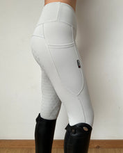Load image into Gallery viewer, New Light Grey Full Grip Leggings